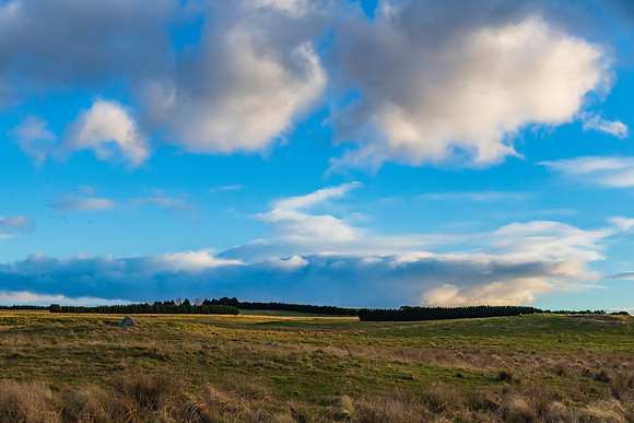 Late afternoon views over the countryside near Braidwood