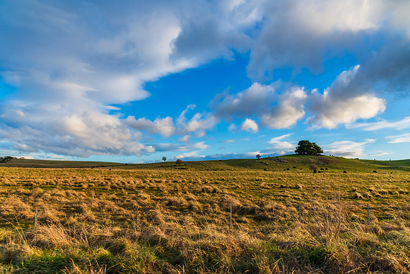 Late afternoon views over the countryside near Braidwood