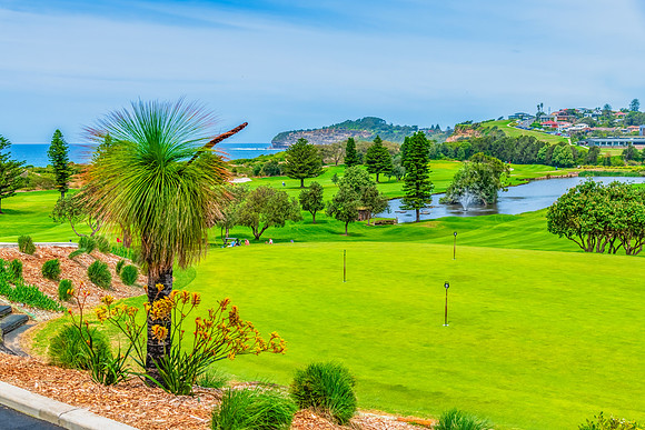 Mona Vale Golf Course by the Sea